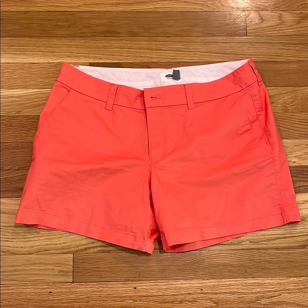 Old Navy Everyday Khaki Shorts